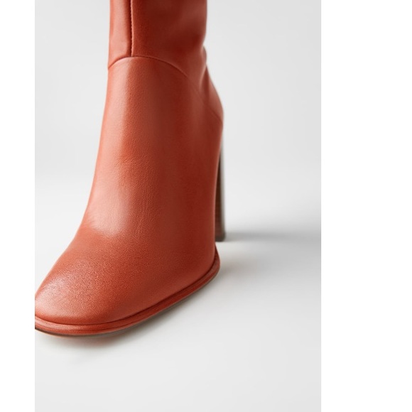 Leather heeled ankle boots - Picture 9 of 12